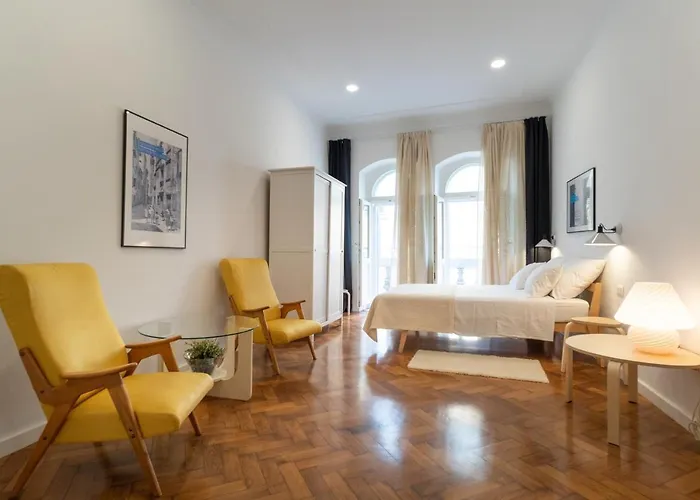 Mimi Carera Apartment & Room